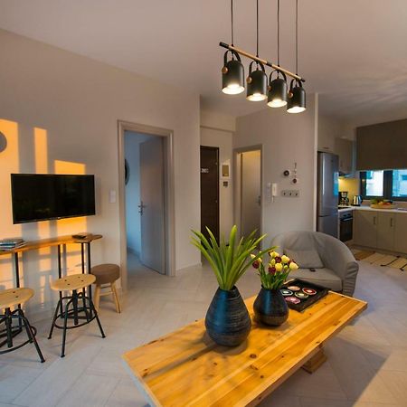 Marios Home, A Cozy And Spacious Apartment Near Downtown Preveza Eksteriør bilde